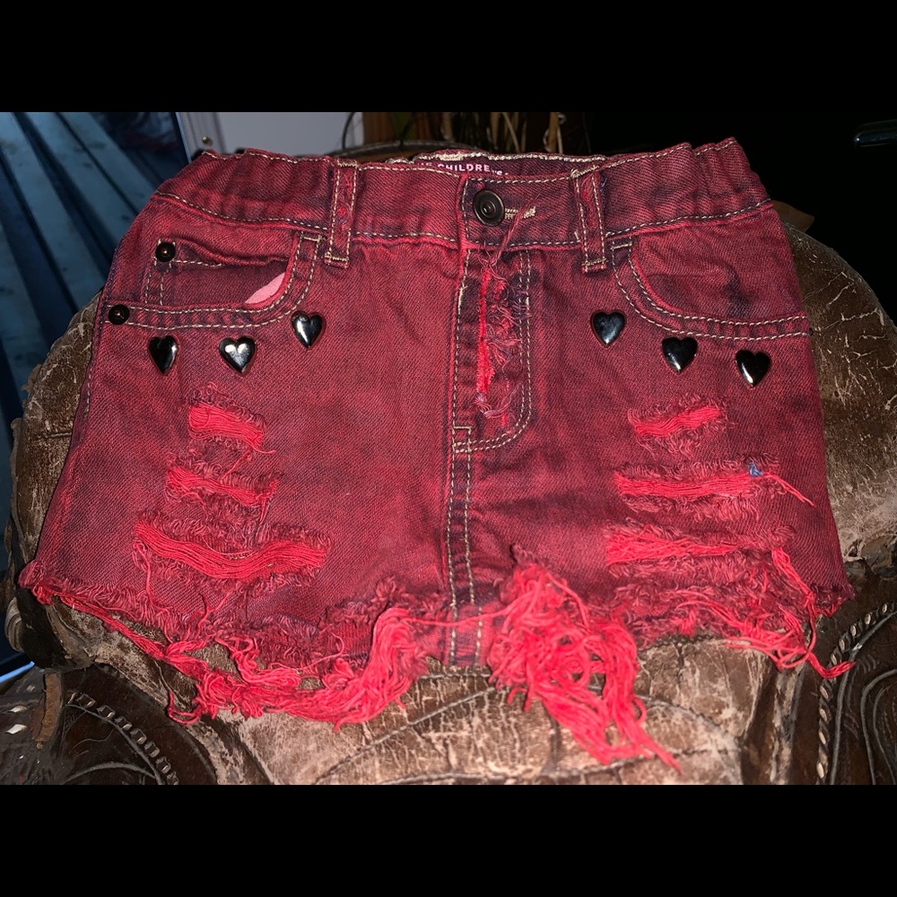 Little girl size 5 shorts